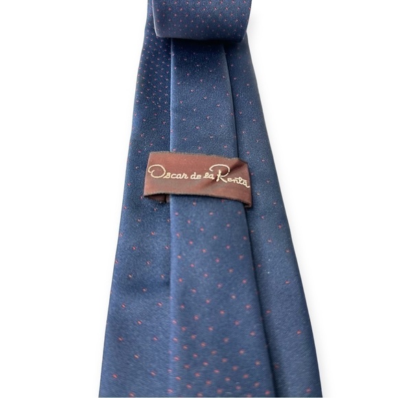 Vintage Oscar De La Renta Navy Blue Red Dots Silk Blend Tie - Picture 5 of 7